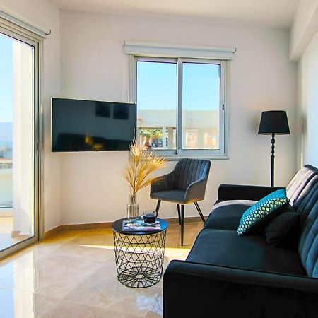 Phaedrus Living Seaside Residence Lighthouse 70 Paphos ภายนอก รูปภาพ